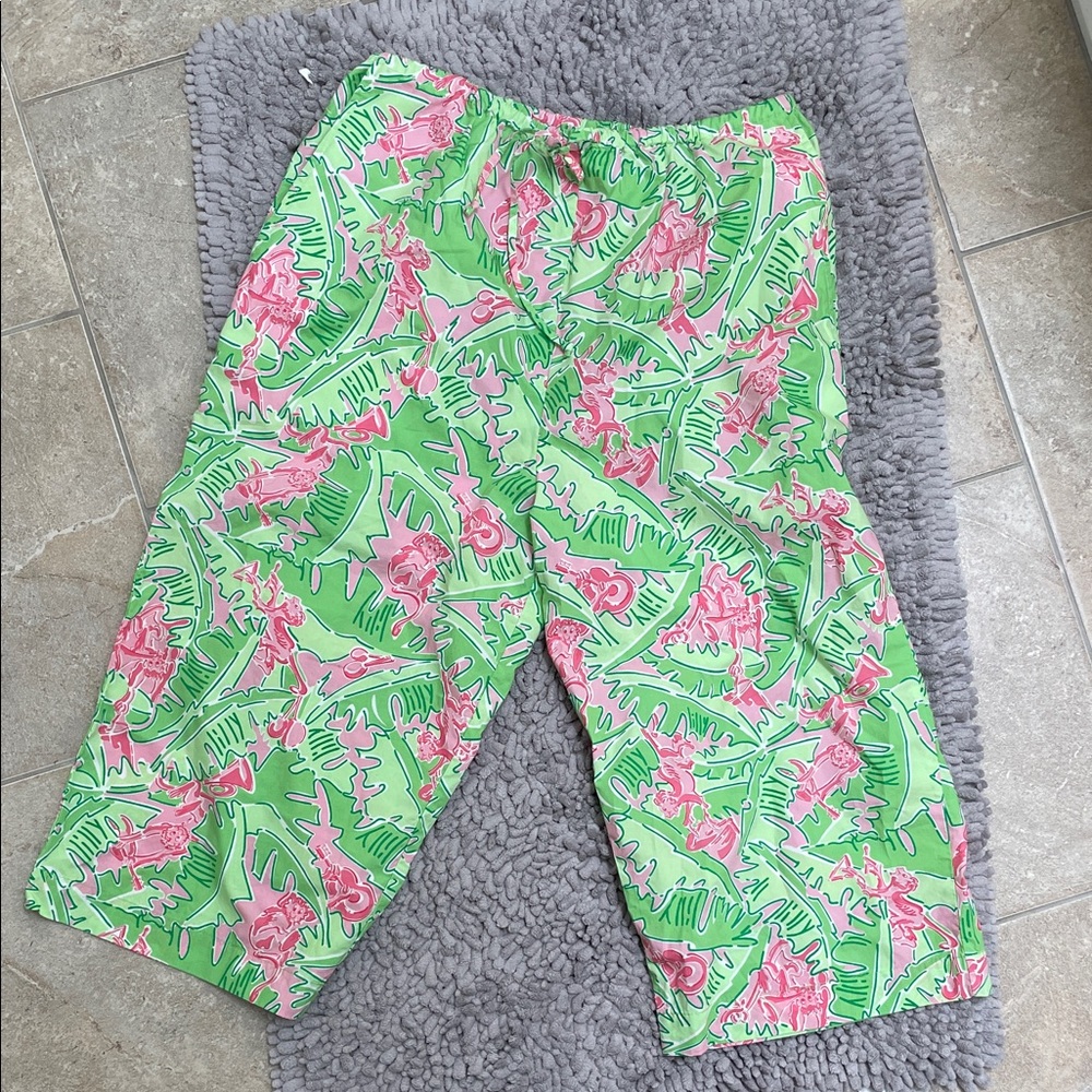 Lilly Pulitzer Pink & Green Tropical Print Capris